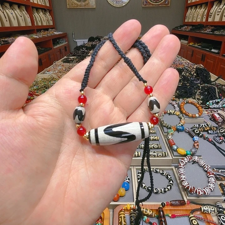 未镶嵌玛瑙/玉髓珠宝奇石