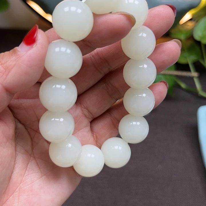 和田玉手串未镶嵌