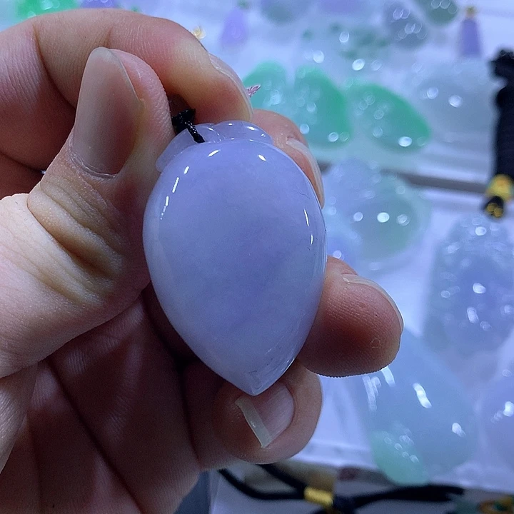 颈饰未镶嵌翡翠天然翡翠A货吊坠