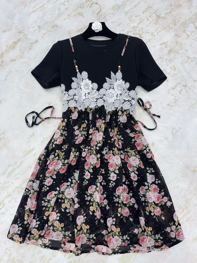 2025年夏季新款重工碎花假丝设计感连衣裙两件拼接