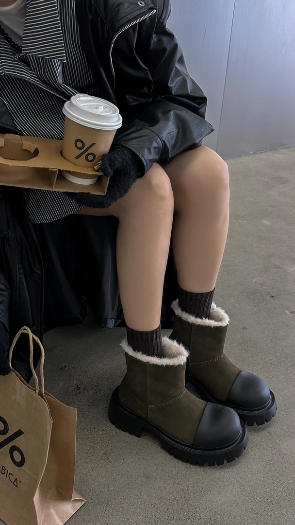 3291 加绒大头厚底雪地靴保暖轻便毛毛切尔西女靴短靴