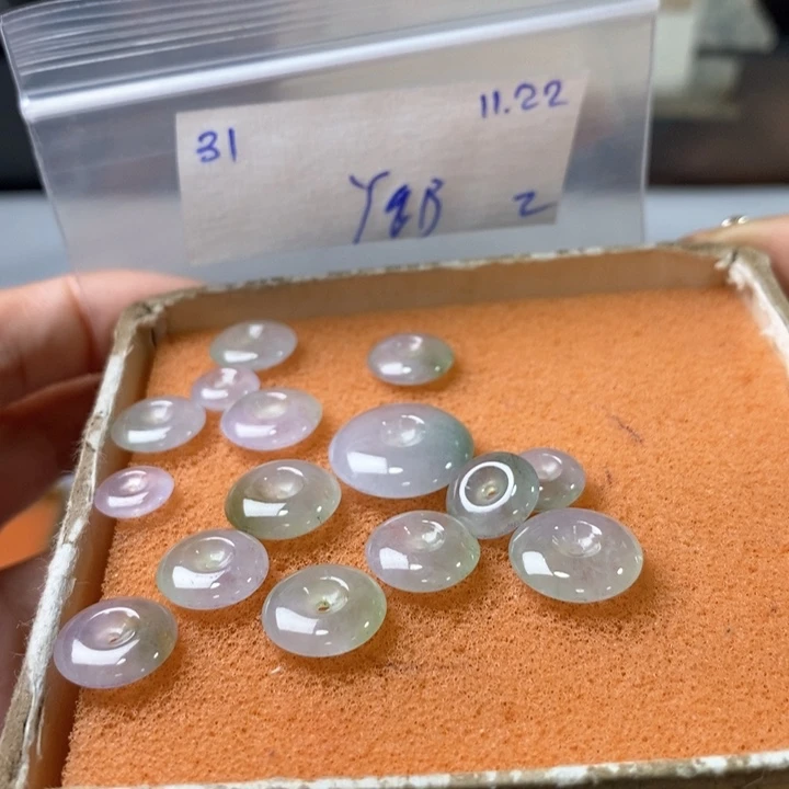 定制翡翠未镶嵌不退