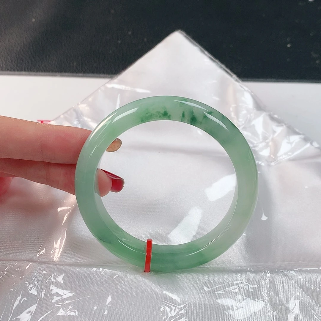 未镶嵌手镯翡翠124