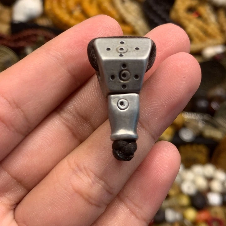 泥塑娘啦擦擦骰子