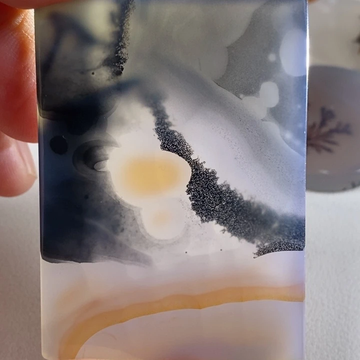 未镶嵌奇石玛瑙/玉髓不****犟