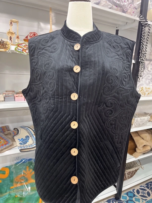 哈萨克族风时尚男士马甲