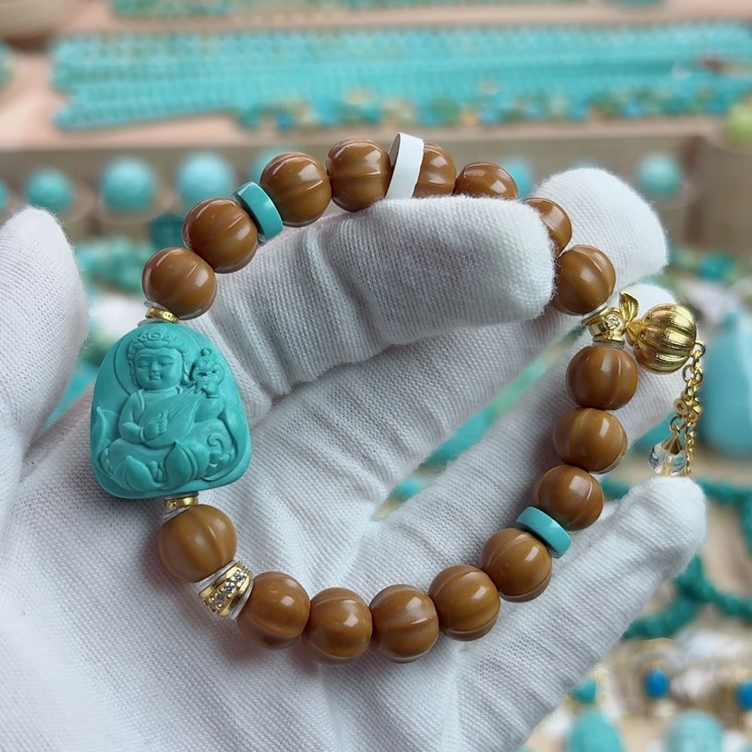 绿松石未镶嵌珠宝奇石