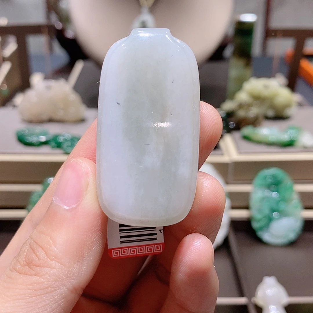 独山玉未镶嵌吊坠