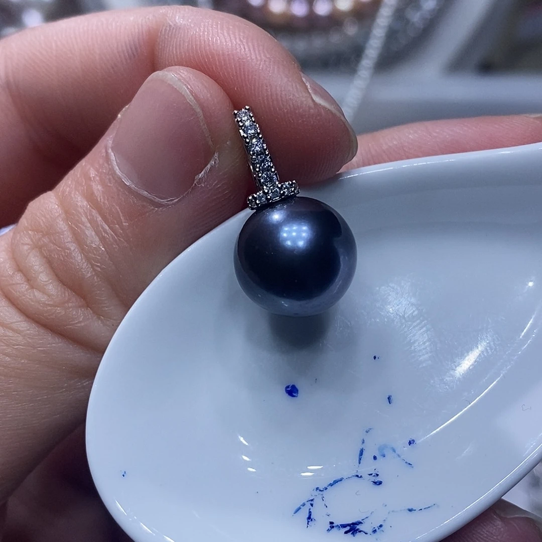 未镶嵌淡水珍珠吊坠