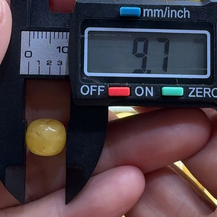 未镶嵌琥珀裸石45杂