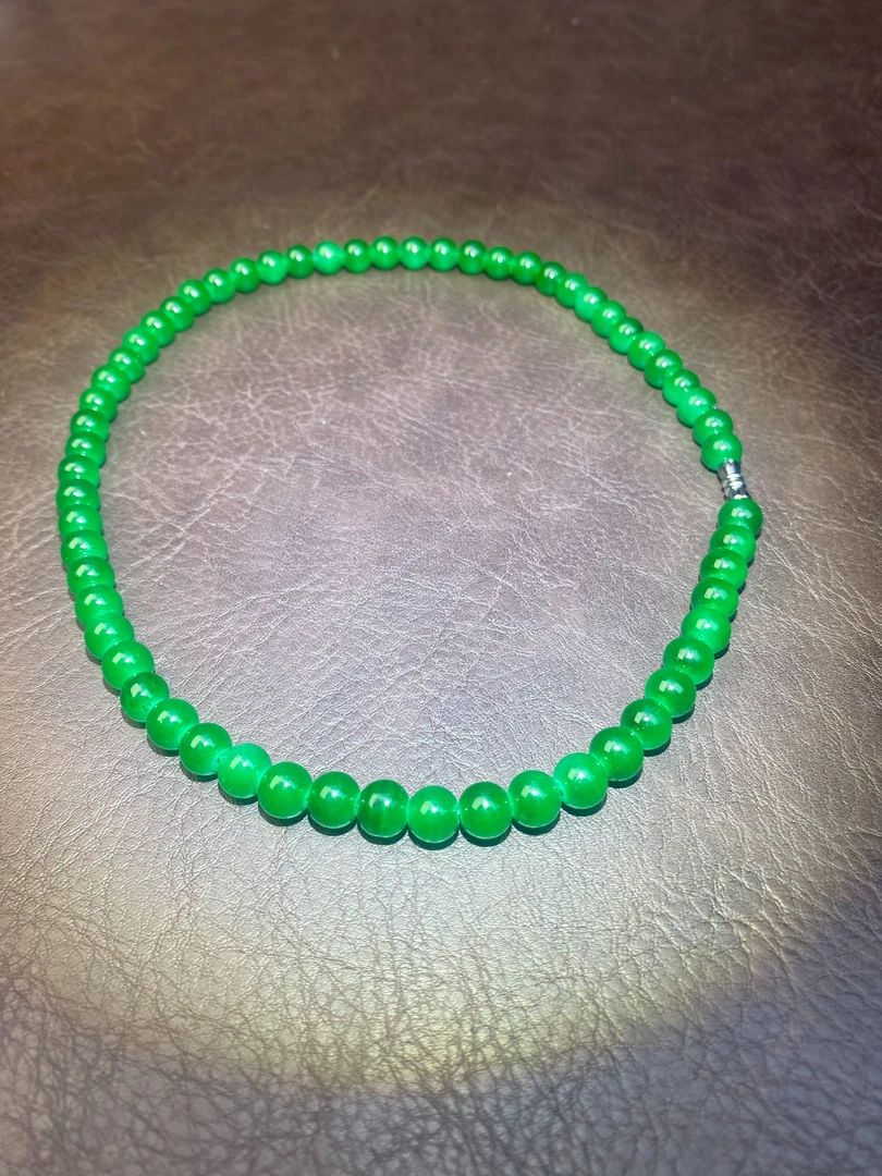 536天然绿精品项链yw536（无礼盒）