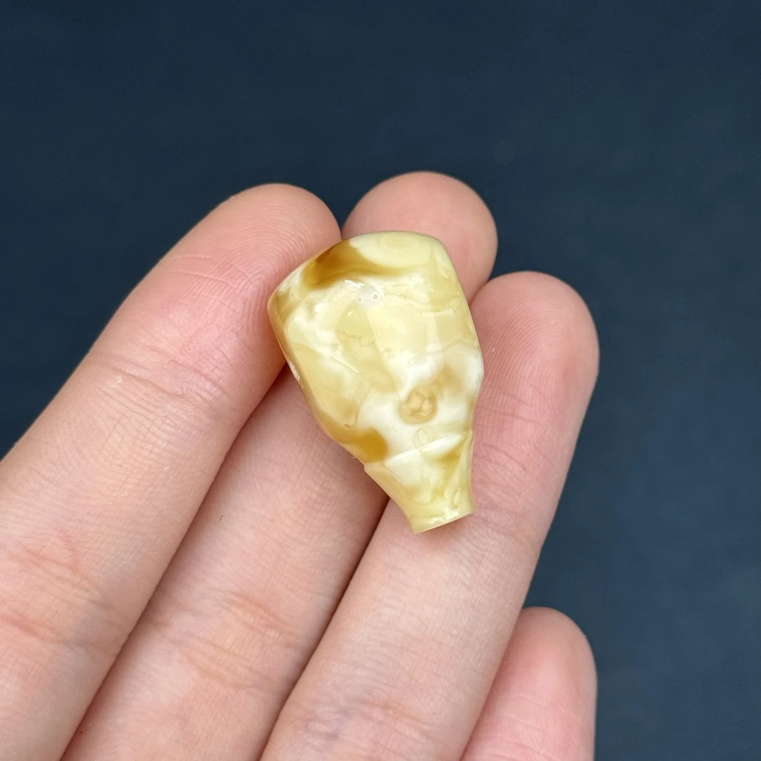 Z3671天然原矿蜜蜡 满蜡妖花三通17*27*14mm支持复检 假一罚四