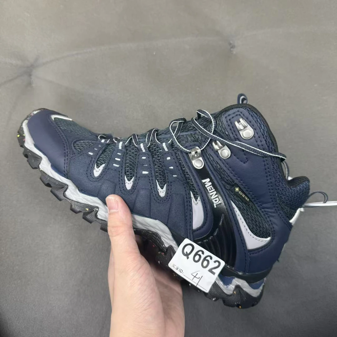 新款户外运动休闲鞋 Q662( 无原盒 鞋垫原垫）