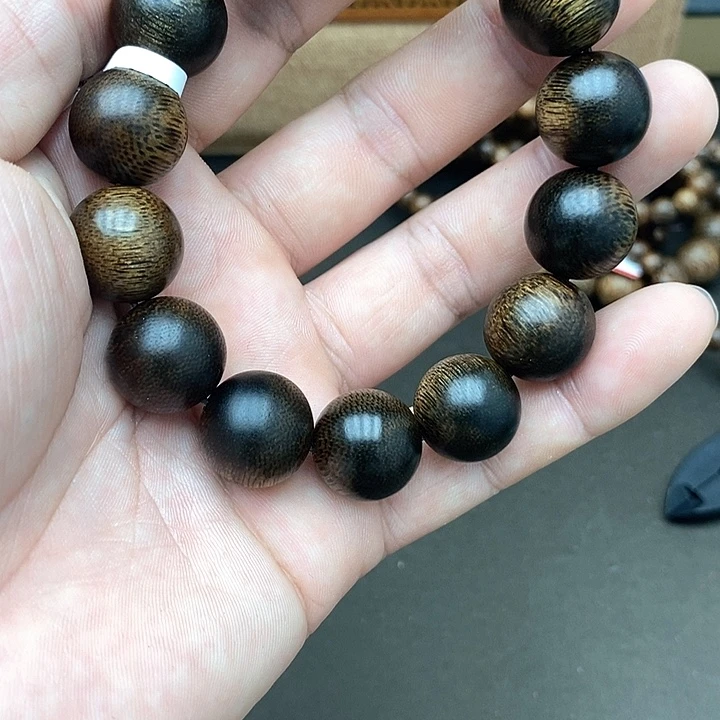 沉香沉香碎屑都蓬野生黑奇40