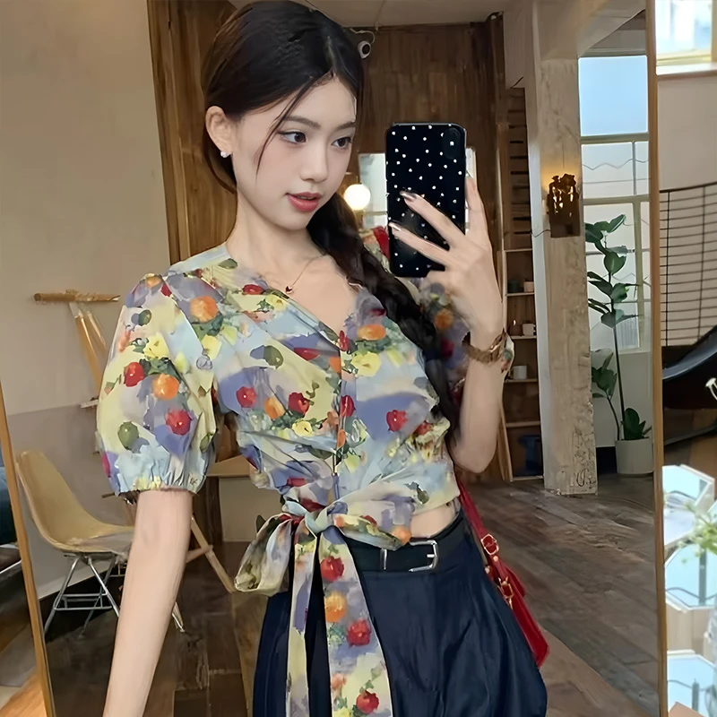 夏季碎花衬衣港风复古辣妹女2025新款显瘦短款印花绑带短袖衬衫
