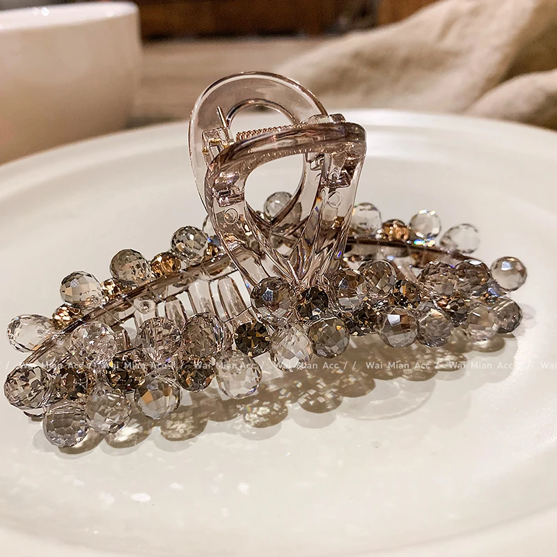 春日精致贵气水晶鲨鱼夹大号后脑勺可全盘发抓2025新款氛围感头饰