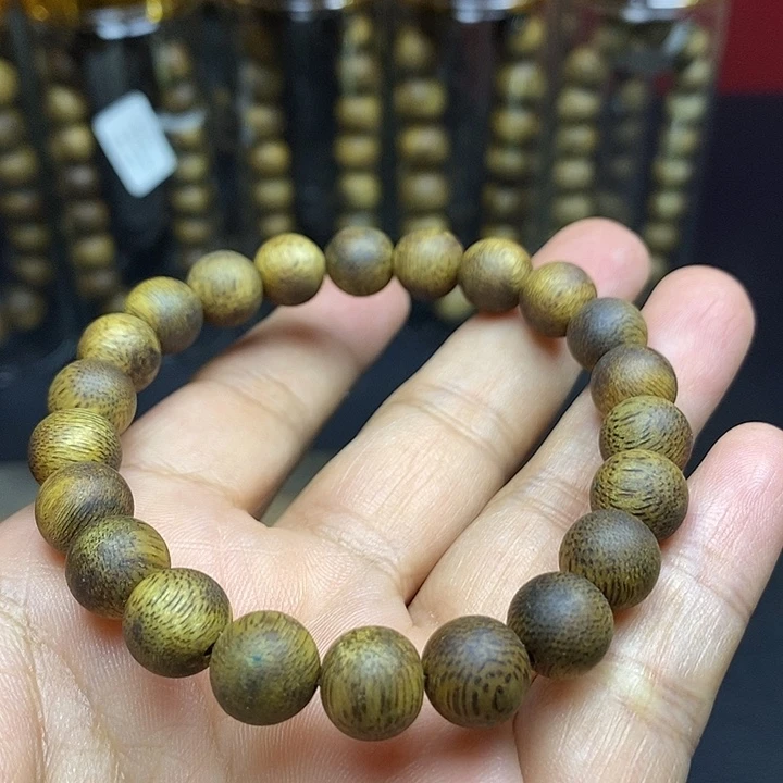手串沉香海南的莺歌绿奇楠沉香手串