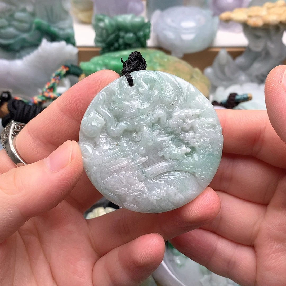 吊坠(不含链)未镶嵌翡翠