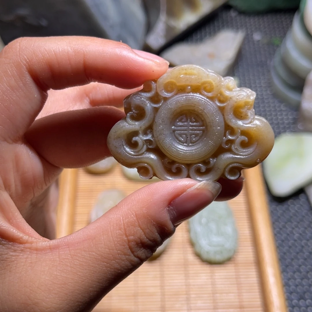未镶嵌和田玉挂件丫*呀