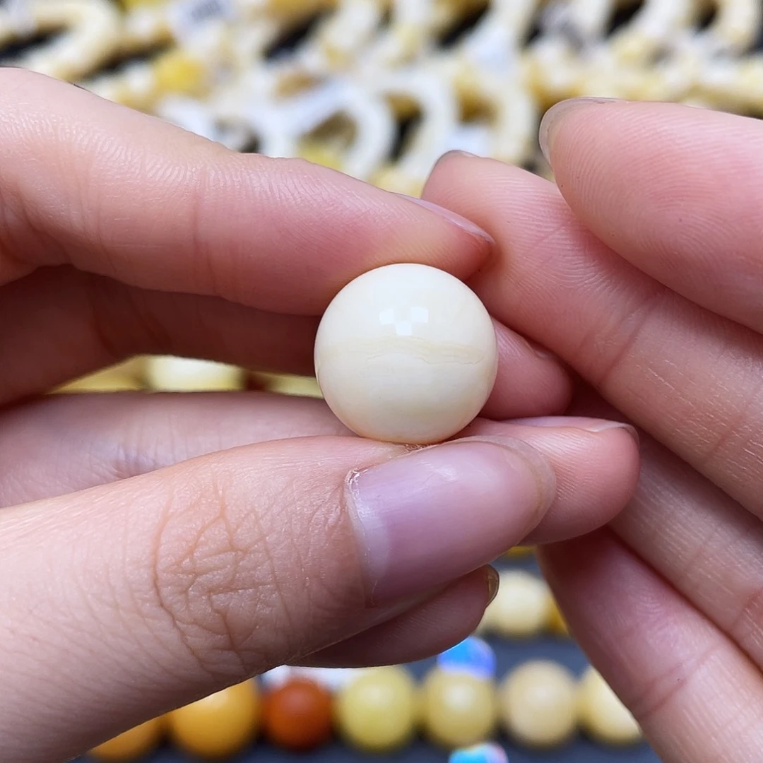 未镶嵌蜜蜡裸石圆珠15mm