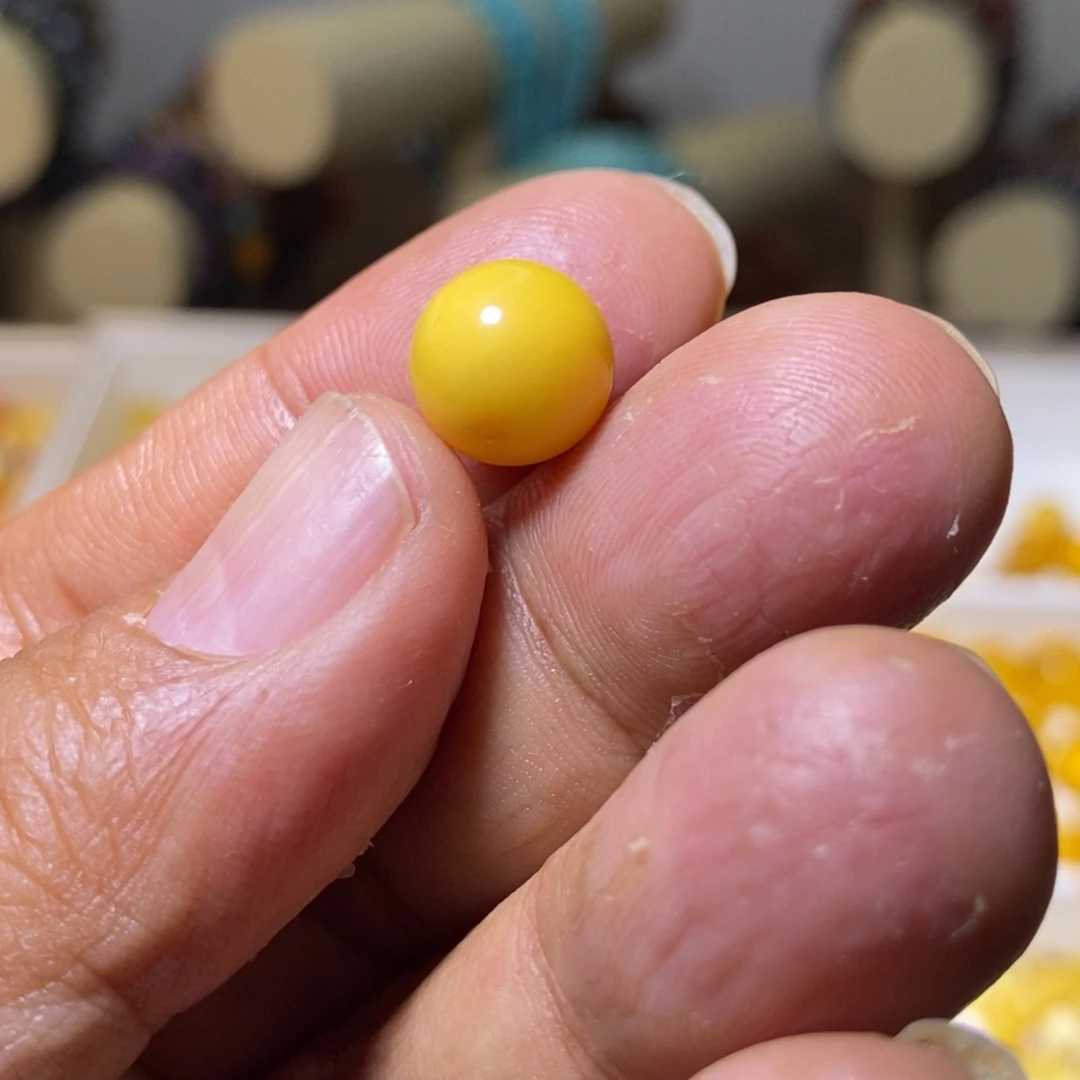 蜜蜡未镶嵌裸石配饰