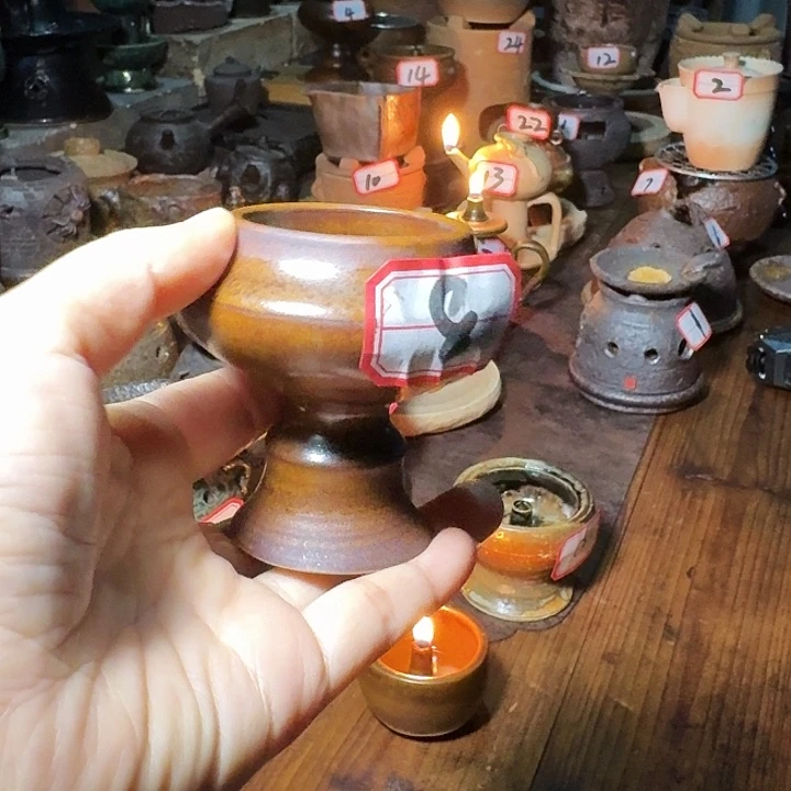 进***景德镇陶瓷艺术油灯