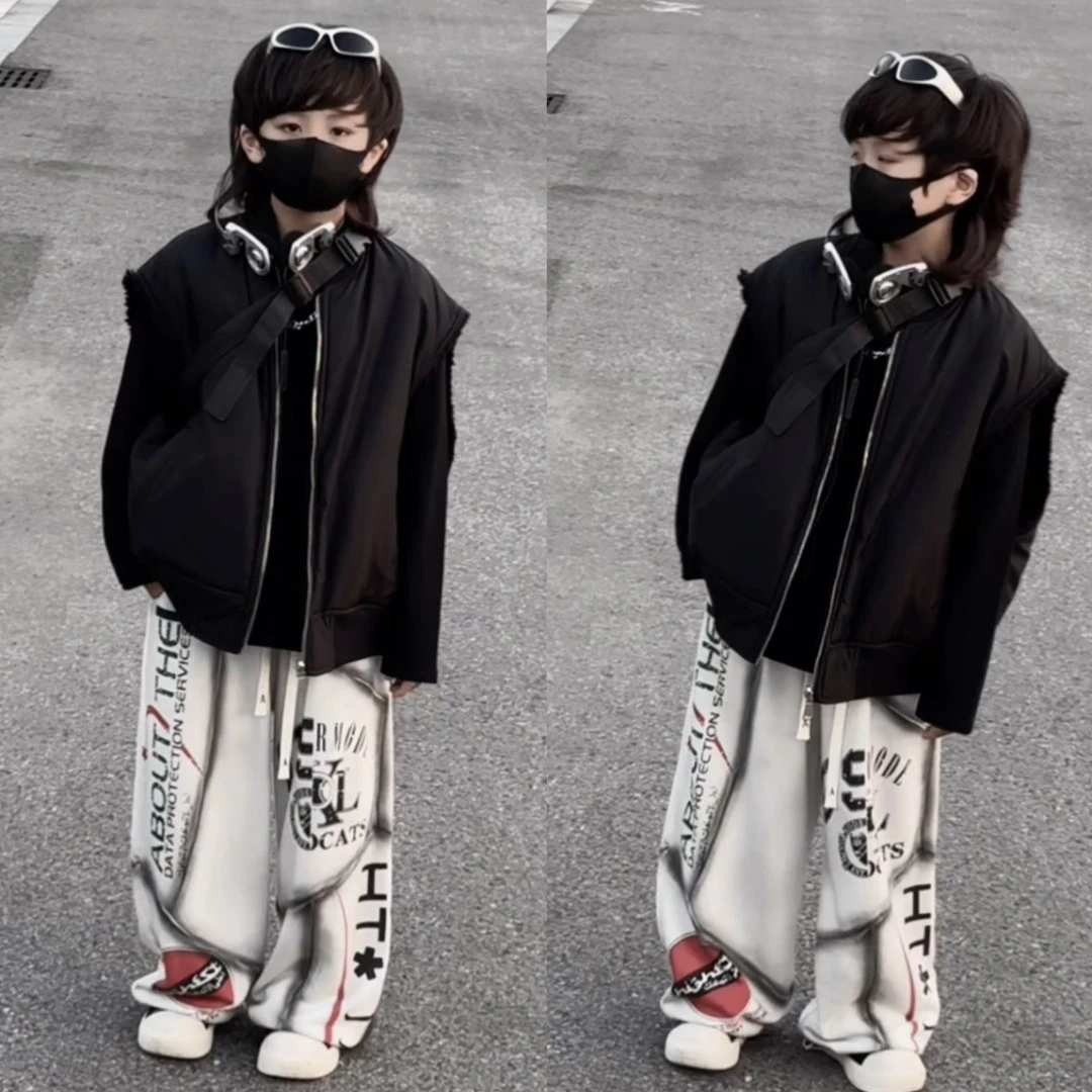 一乐乐家秋冬款加厚款酷飒时髦高级感双面穿马甲