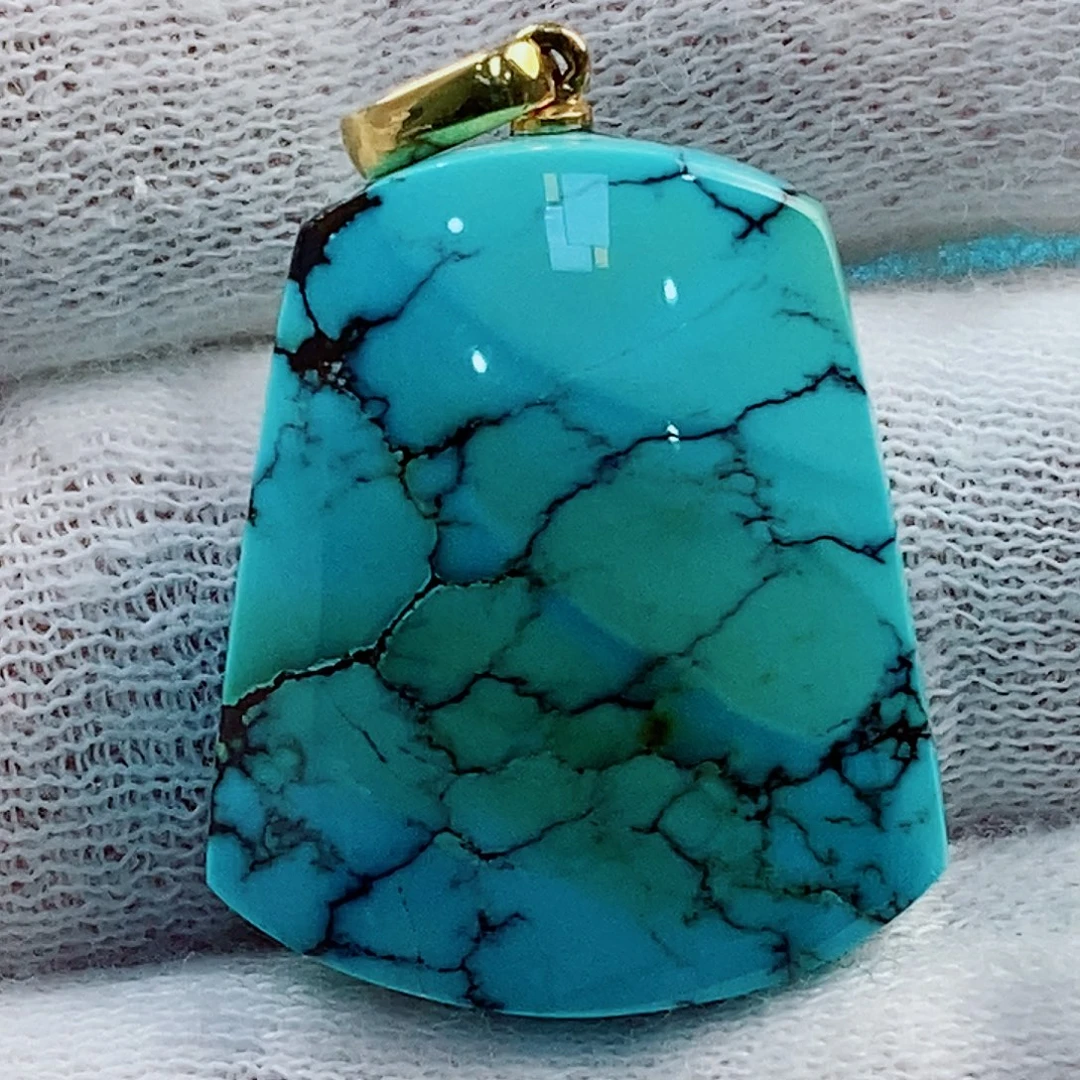 香***儿绿松石18K金镶嵌珠宝奇石