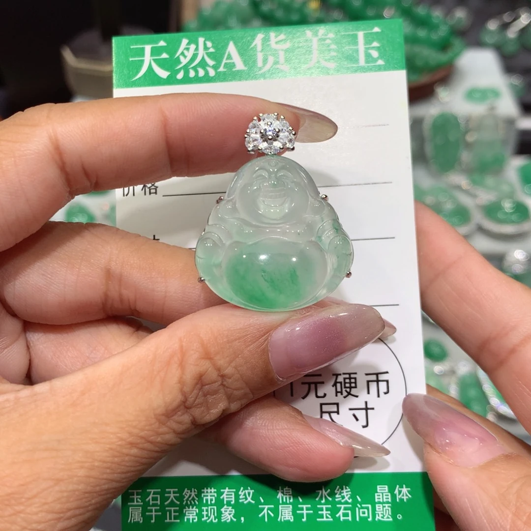 颈饰银S925镶嵌石英质玉（非洲翠）l****萍