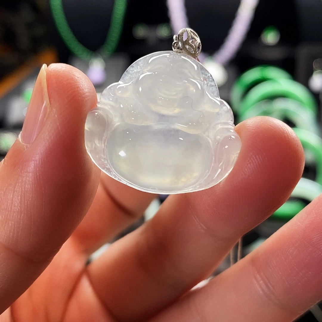 翡翠18K金镶嵌颈饰翡翠吊坠