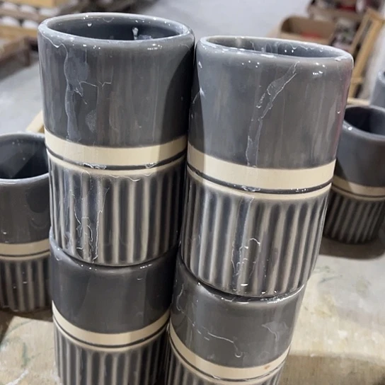 多肉绿植陶瓷花盆，9.9包邮，有孔