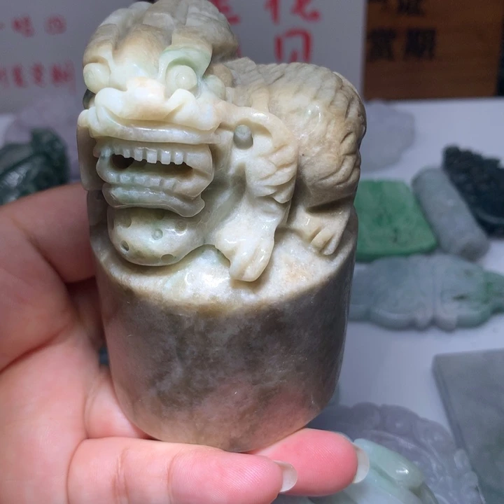 翡翠未镶嵌颈饰保真天然A货翡翠