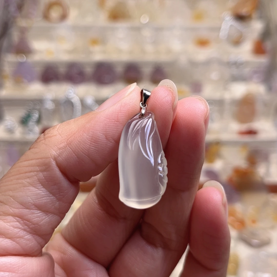 未镶嵌颈饰玛瑙/玉髓