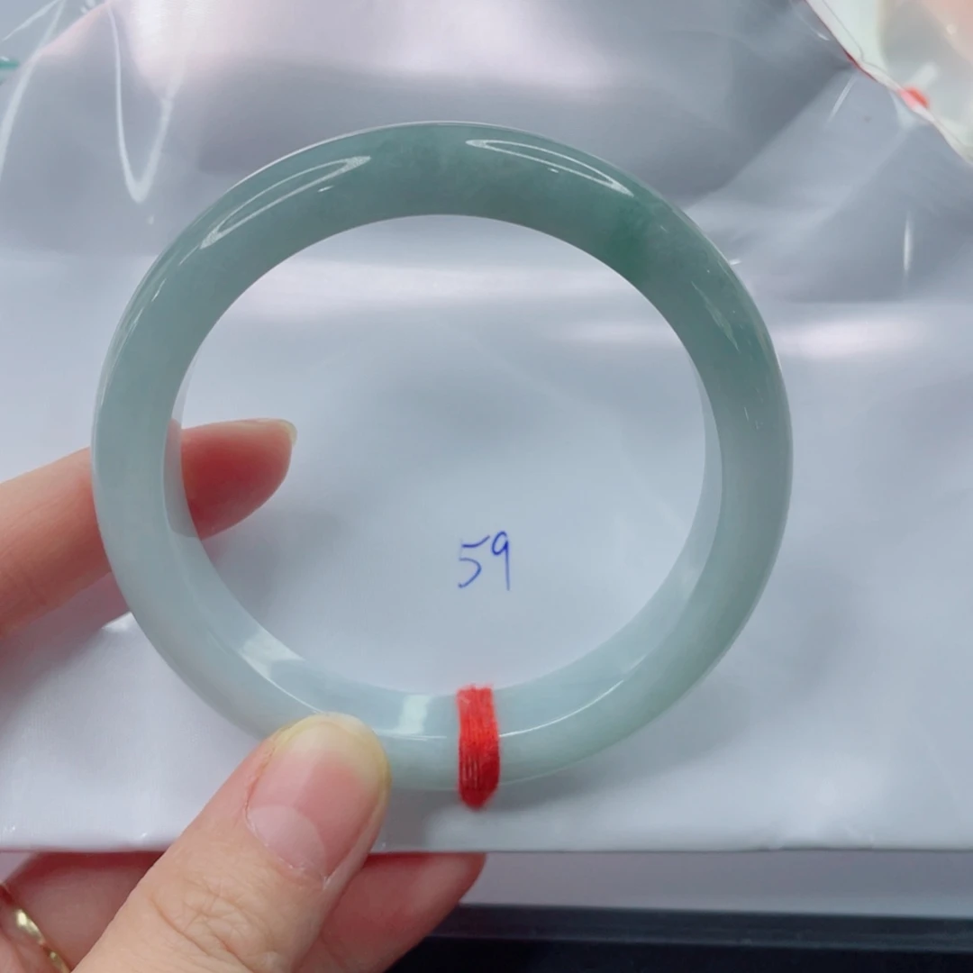未镶嵌手镯翡翠手镯