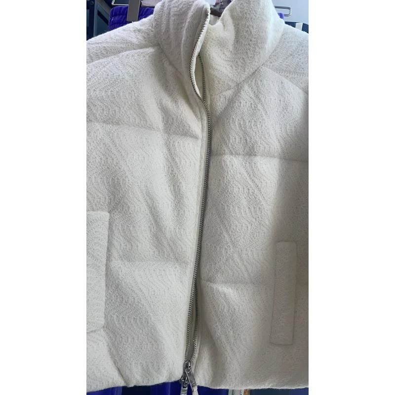 【轻奢】时尚女款百搭保暖白色短款小香羽绒服-9188