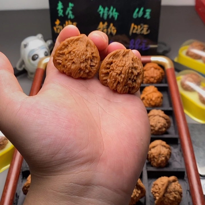 文玩核桃吊坠全品文山40