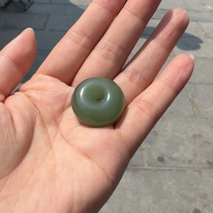 ****向和田玉未镶嵌颈饰