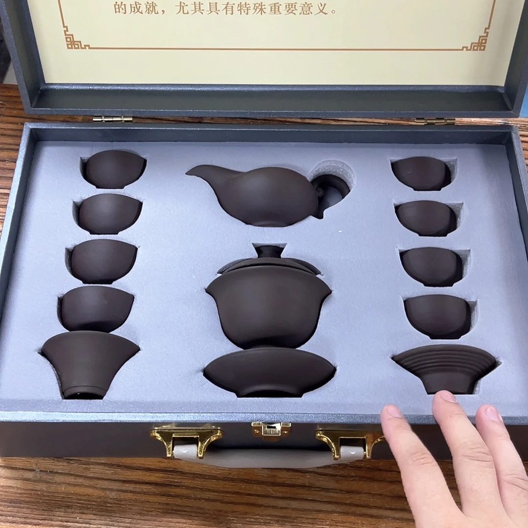 孤品茶具套装等。