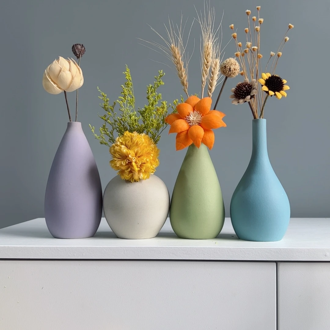 摆件陶瓷小花瓶摆件含花总高约20-30cm