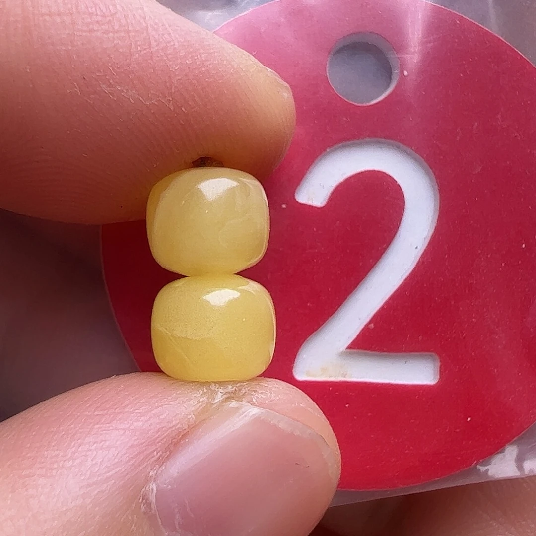 蜜蜡未镶嵌珠宝奇石7/6m m