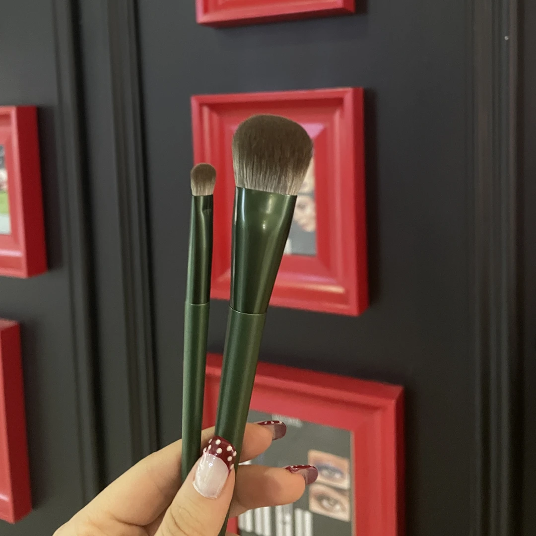 软毛化妆刷柔软不扎脸化妆必备