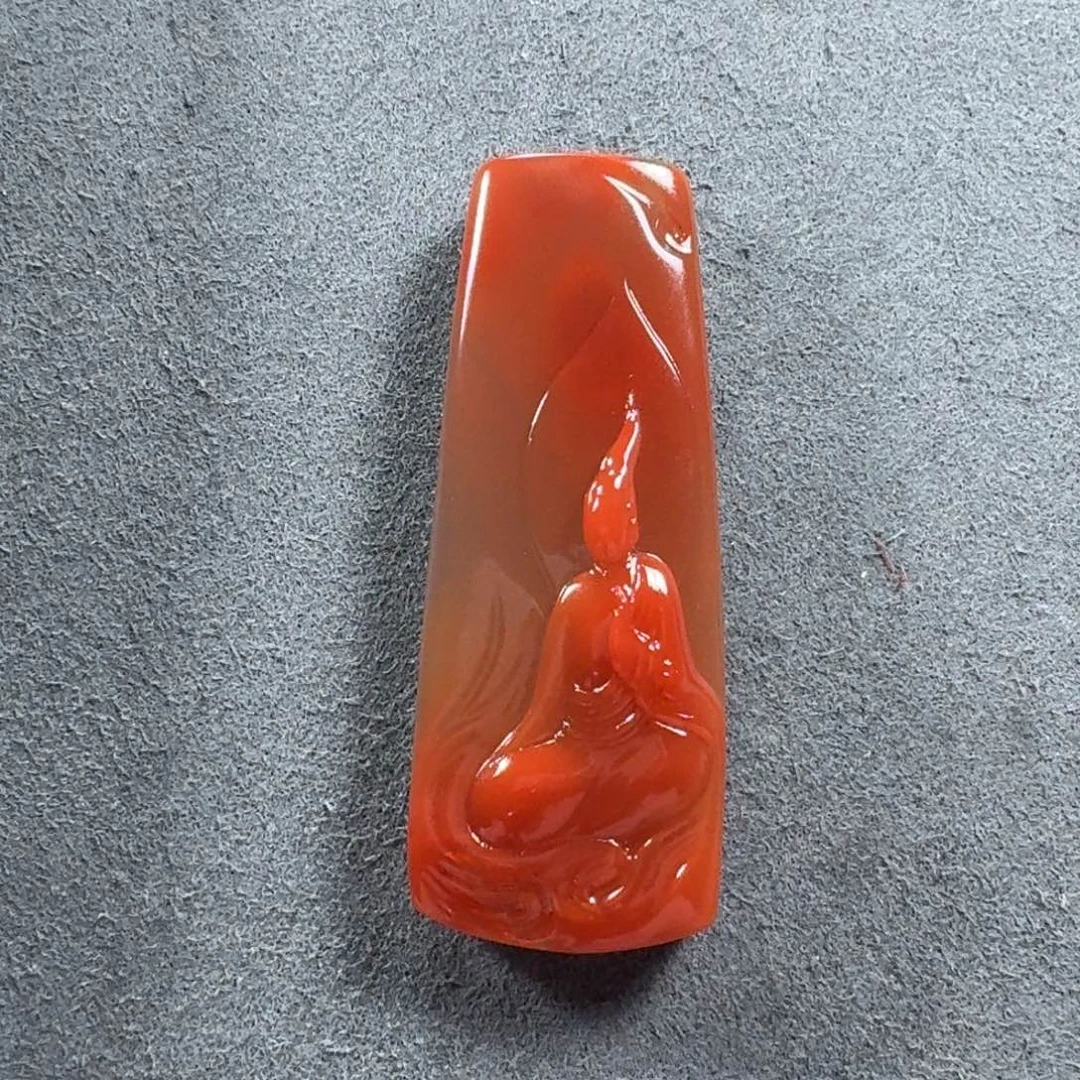 南红玛瑙未镶嵌挂件