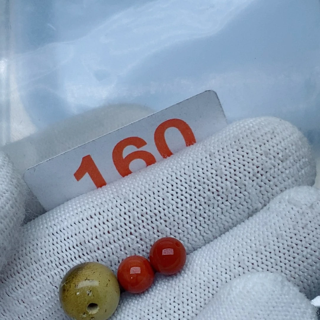 南红玛瑙未镶嵌珠宝奇石