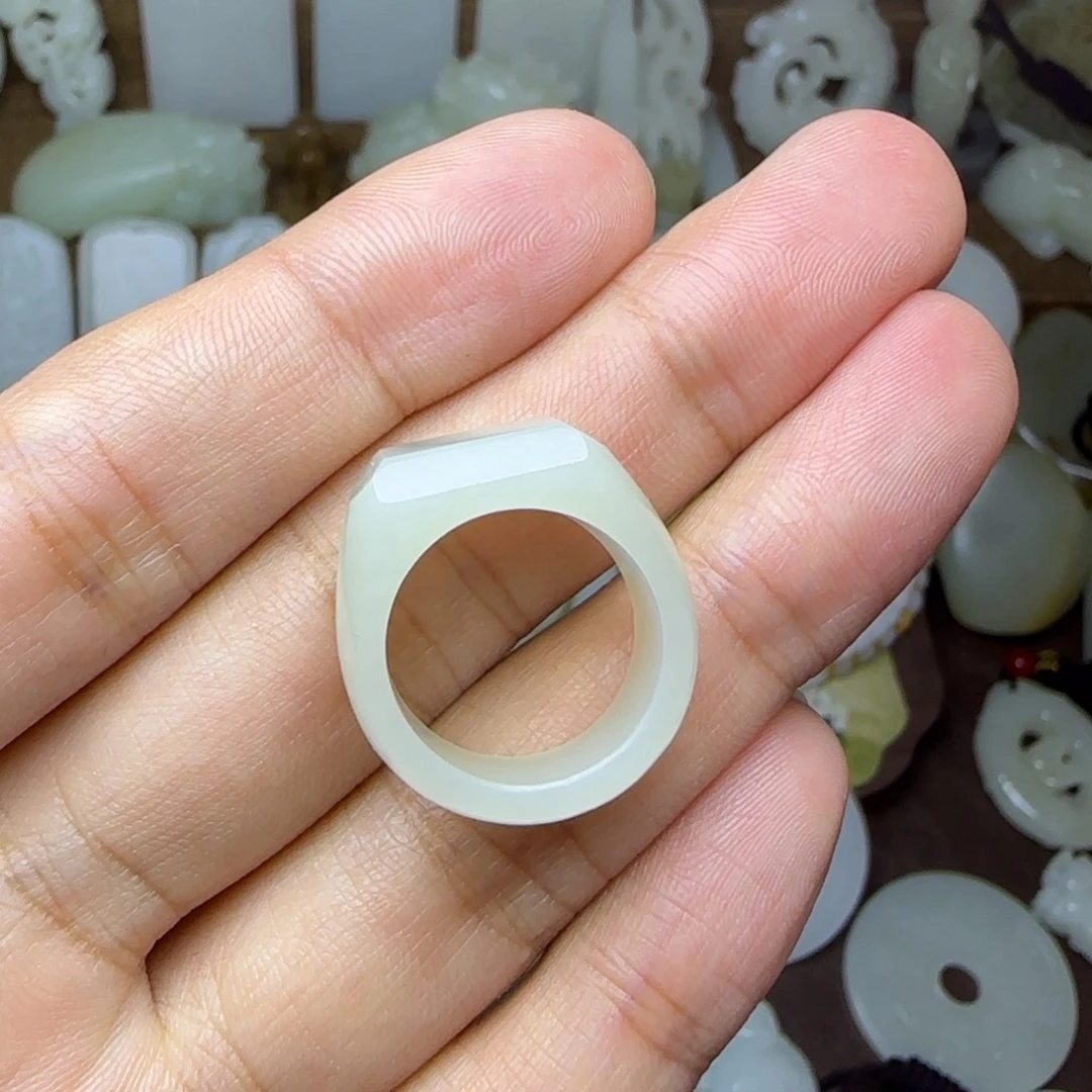 和田玉未镶嵌挂件16.6