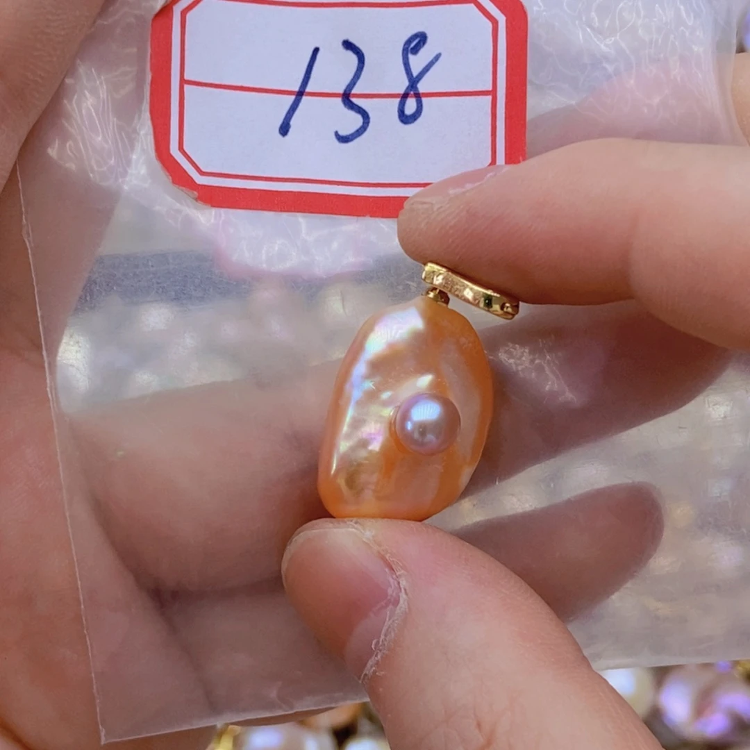 银S925镶嵌淡水珍珠吊坠