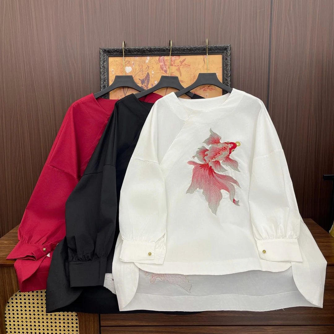 春款新中式国风刺绣圆领女士重工长袖常规款衬衫大码新款