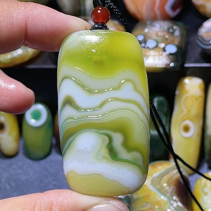 玛瑙/玉髓未镶嵌珠宝奇石