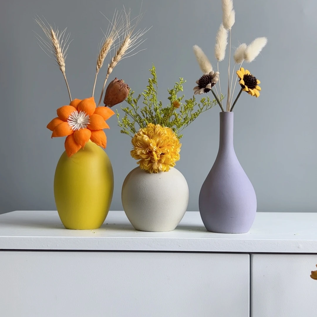 摆件陶瓷小花瓶摆件含花总高约20-30cm