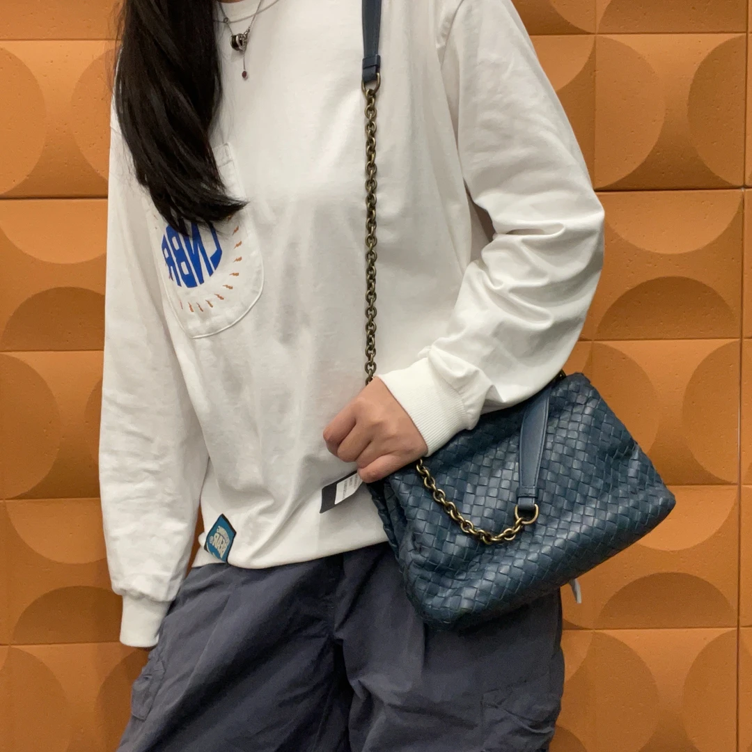 95新 BOTTEGA VENETA/葆蝶家 【KK】 49AD04 墨蓝色编织斜挎包