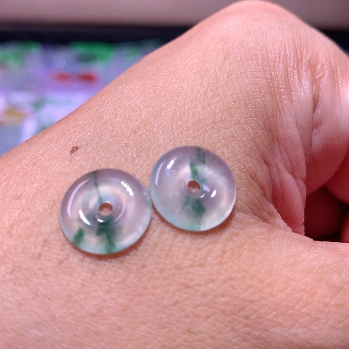 裸石翡翠冰飘扣子